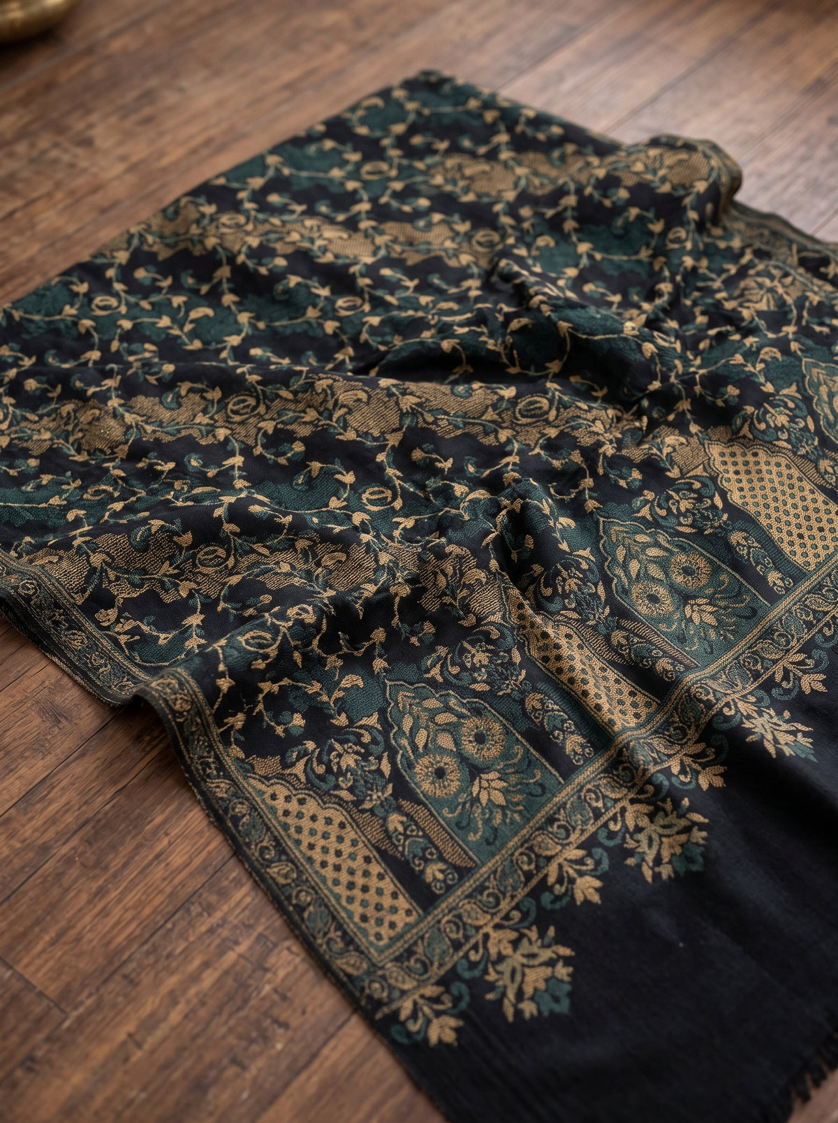 Black Wavy Kaani Wool Shawl