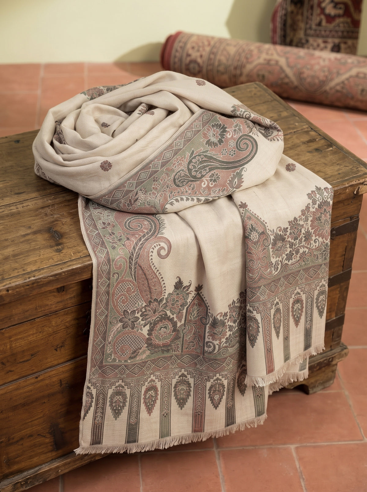 Antique White Kaani Wool Shawl