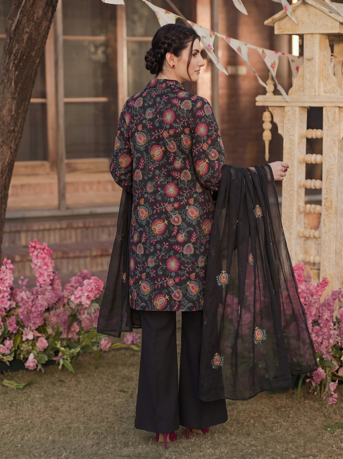 Black Vibrant Floral Karandi