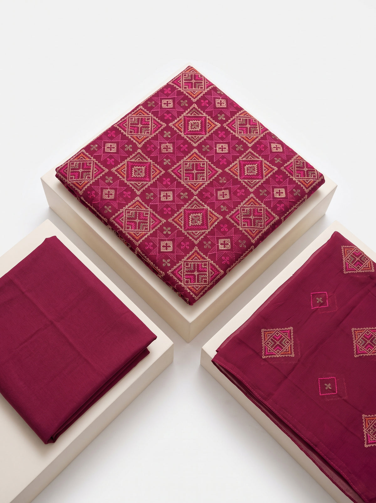 Mosaic Berry Karandi Embroidered 3Pc