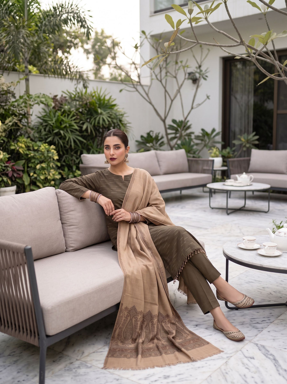 Khaista Kaani - Olive Brown