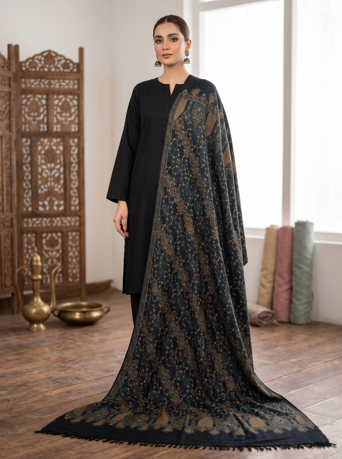 Black Wavy Kaani Wool Shawl